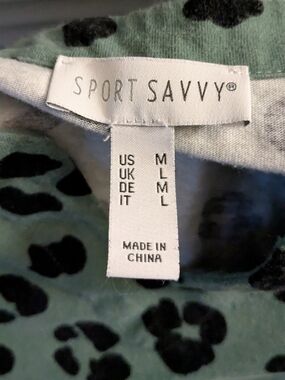 Sport Savvy Women's Green Leopard Print Tunic Top